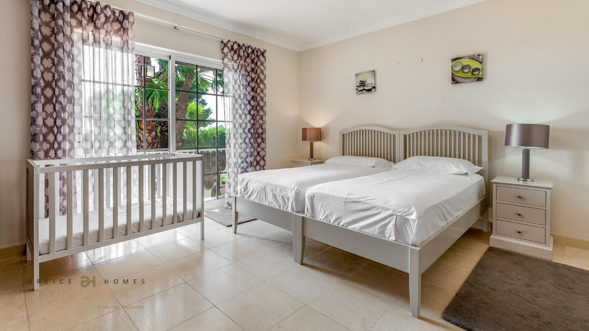 Luxuosa Moradia V5 Em Quarteira - Greice Homes Eksteriør bilde