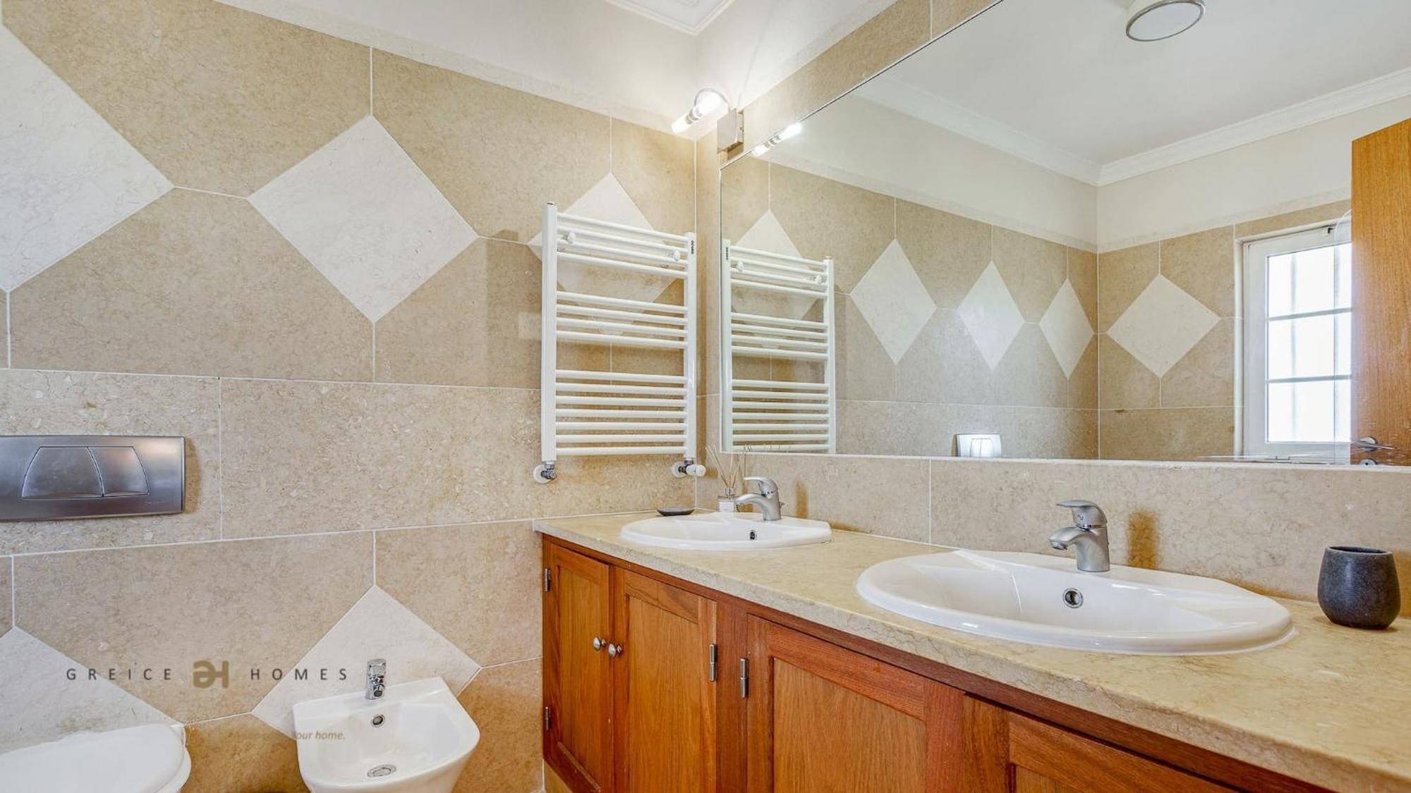 Luxuosa Moradia V5 Em Quarteira - Greice Homes Eksteriør bilde