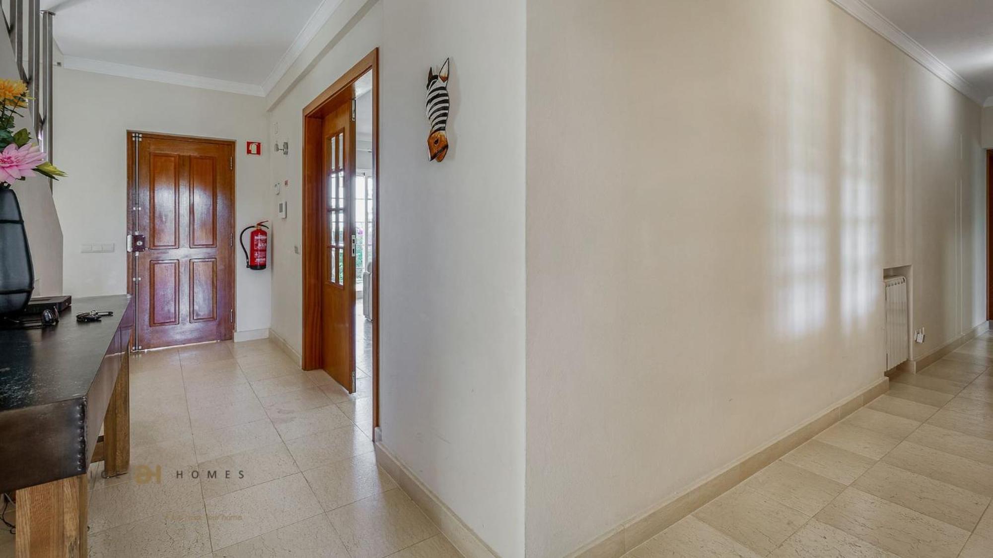 Luxuosa Moradia V5 Em Quarteira - Greice Homes Eksteriør bilde