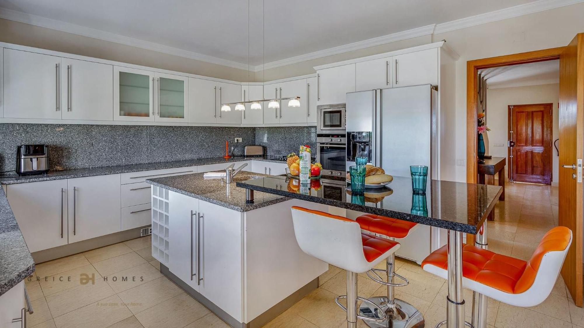 Luxuosa Moradia V5 Em Quarteira - Greice Homes Eksteriør bilde